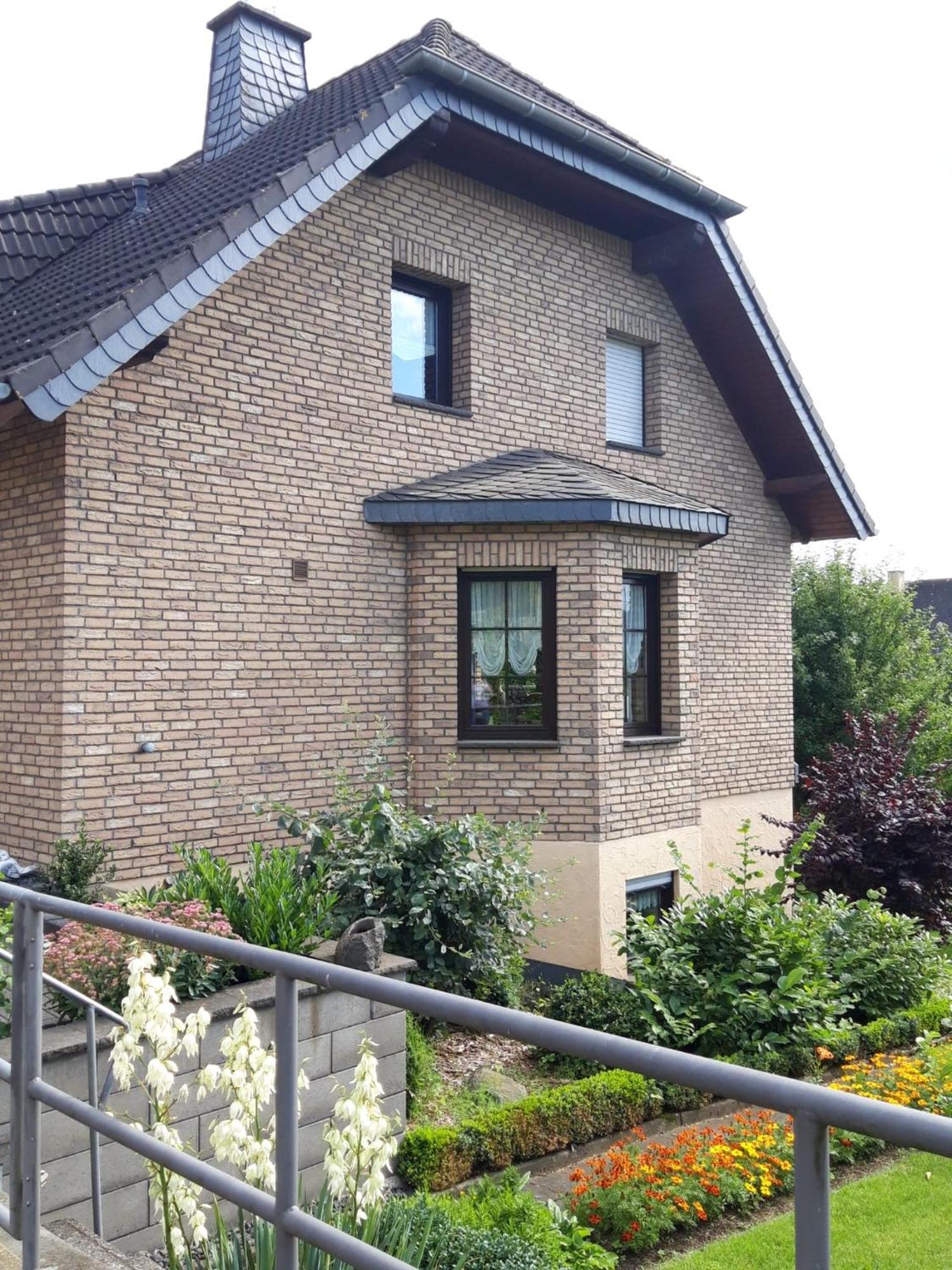 Kaisers Ferienhaus Kaifenheim Екстериор снимка